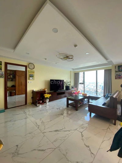Chuyển Nhượng Căn Hộ 187m2 Penthouse Chung Cư H2 DVCIQ4