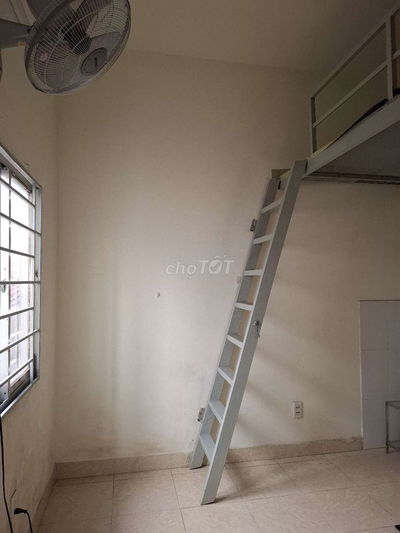 Chính chủ cho thuê phòng trọ 20m2 đường Hậu Giang Tân Sơn Nhất