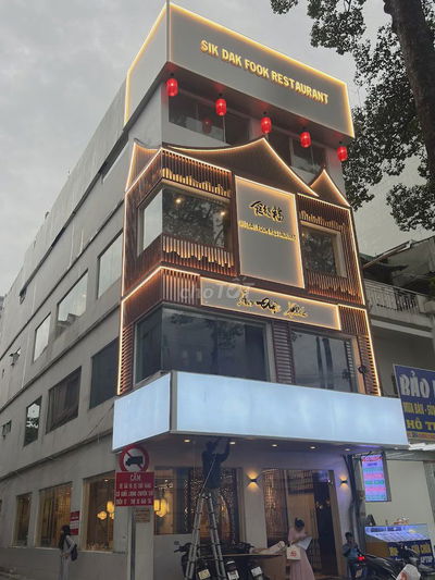 CHO THUÊ NHÀ HOT GÓC 3 MẶT TIỀN CÁCH MẠNG THÁNG 8 GẦN TÒA NHÀ VIETTEL