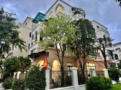 Chủ nhà,bán biệt Đơn Lập,Đã Hoàn thiện,Cọ Xanh CX18, 210m KT 15x14,Căn góc, nhìn ra sông, công viên