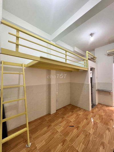 CHO MỘT NỮ THUÊ PHÒNG TRỌ SẠCH THOÁNG HẺM