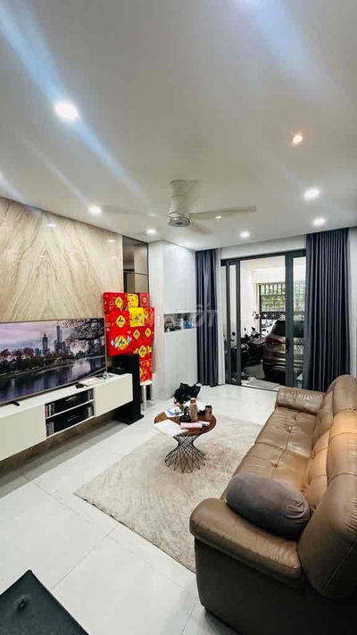 ÔNG ANH GỬI BÁN -  SIÊU PHẨM NHÀ PHỐ - OTO NGỦ TRONG NHÀ - DÂN TRÍ CAO