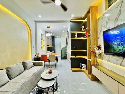 Bán Nhà Ngô Tất Tố Sát Q1 SD55m2 chỉ nhỉnh 4Tx 2 Tầng BTCT