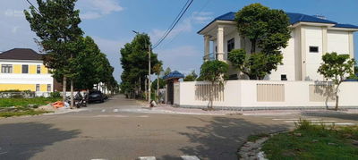 Bán đất tại Lan Anh 2-5 , Quốc lộ 56, xã Hòa Long, TP Bà Rịa, 1 tỷ: 100m2, sổ sách đầy đủ, uy tín