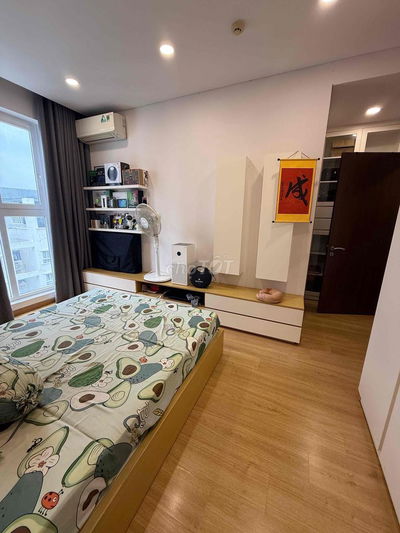 cho thuê căn hộ hưng phát silver star ,106m2,3Pn,2wc full ,giá 11Tr/Th