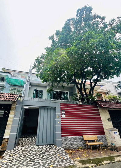 Cần cho thuê biệt thự mi ni nhỏ  P THT .Q12 .DT .7x15.  1 trệt 2 lầu