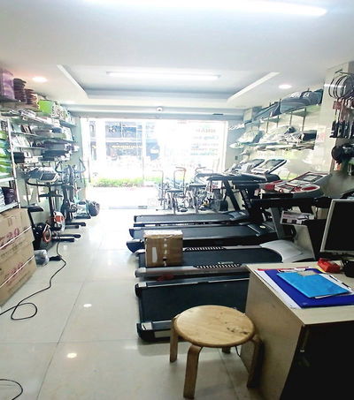 Bán nhà mặt tiền kinh doanh đường 3 Tháng 2, P8, Q10, 4 tầng, không