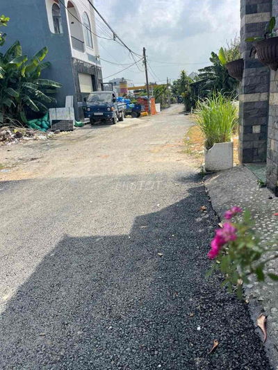 Nhà đẹp SHR xátQ12 1/ĐT8 HM Dt6,8x15 trệt lầu 3pn tặng full nội thất