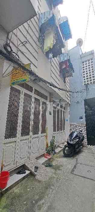 Nhà Hoàng Văn Thụ, Tân Bình, 30m2 5PN giá chỉ 4,5 tỷ (tl)