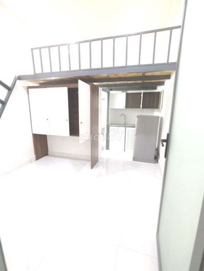 Phòng cho thuê có gác , ở đường vườn lài,an phú đông,Q12