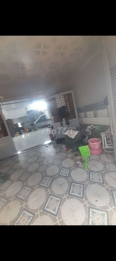 Nhà mới xây xong ,chủ giao nhà sạch bóng ,dt sd 125m², 2pn ,1wc ,sân