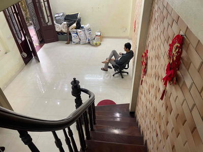 Bán nhà Thuỵ Khuê 40m2 nhà đẹp ở luôn nhỉnh 8 tỷ - ko có căn thứ 2