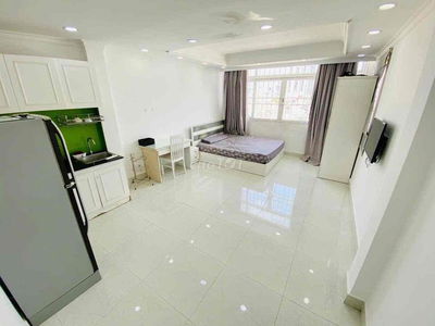 Chính chủ ho thuê phòng Mới full NT giá rẻ SV đường CMT8, Q10