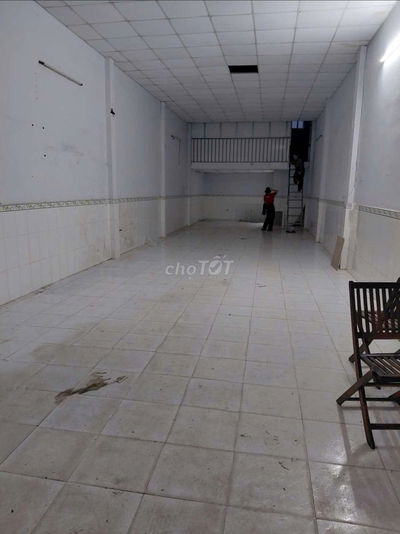 CHO THUÊ NHÀ 5X20M CẤP4 GÁC LỬNG, Đ XE LỚN NGAY LÊ TRỌNG TẤN