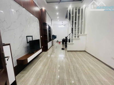 Phân Lô Kim Giang Đại Kim Hoàng Mai 35m 8Tỷ 5Tầng Mt3.5m Sát KĐT Đại Kim Ở Sướng