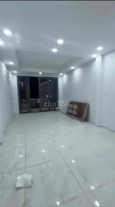 CHO THUÊ PHÒNG MỚI XÂY MẶT TIỀN CHU VĂN AN