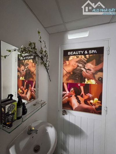 Cho thuê nhà Bùi Viện Q1 làm spa giá 20 triệu/ tháng