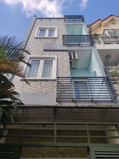 Nhà 4,3*16 đúc 3 lầu hẻm xe hơi thông f8 cực rẻ fun nội thất
