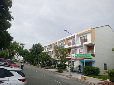 Bán nhà KDC RiverPark đồng bộ gần Liên Phường, Đỗ Xuân Hợp 75m2 3 lầu