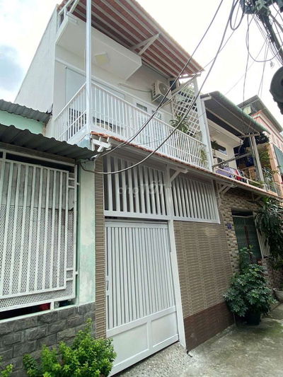 🍒Cho thuê nhà khu phạm Hữu Lầu Q7*FullNT*Dt 4x9m-L+1pn* Giá 9 triệu