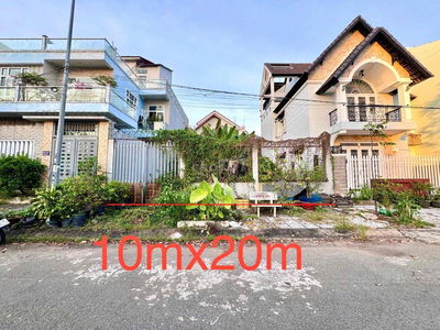 BÁN NỀN BIỆT THỰ *** ĐỐI DIỆN CÔNG VIÊN KDC CÔNG TY 8