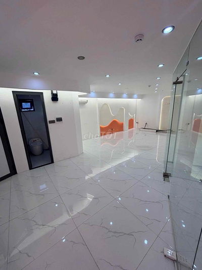 Văn phòng Hoàng Sa 72m2 đầy đủ nội thất, view sông, vào làm việc ngay