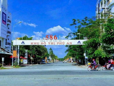 Nhà Lầu hoàn công 3pn gần Chợ 586 va bv Hoàn Mỹ kdc 586, ctho