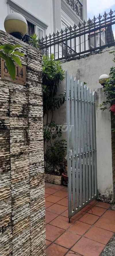 Hạ 700tr Bán Gấp Nhà Đinh Tiên Hoàng Để Phân Chia Tài Sản