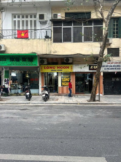 Chính chủ cần cho thuê ngay nhà mặt phố 67 Tràng Thi - DT 16m2 - Giá chỉ 12tr/tháng