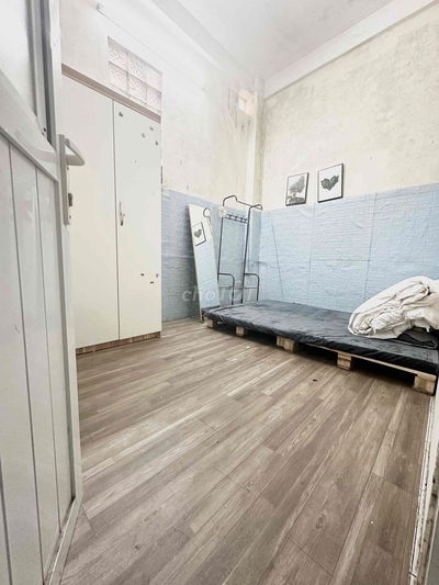 phòng trọ trung tâm , ra vào tự do k chung chủ