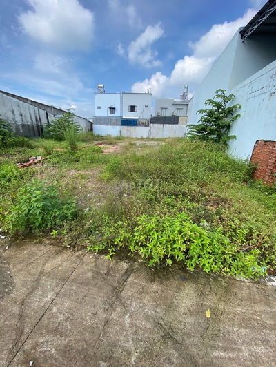 CHÍNH CHỦ GỬI BÁN GẤP 400tr/273m2 MT SUỐI LỘI CỦ CHI , FULL THỔ , SHR