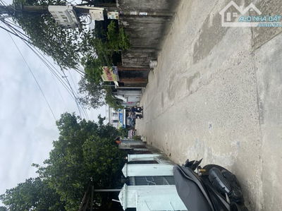 [Hiếm] Kiếm đâu ra kiệt ô tô tải tránh nhau, Diện tích gần 140m2, mà giá chỉ có 3.350 tỷ