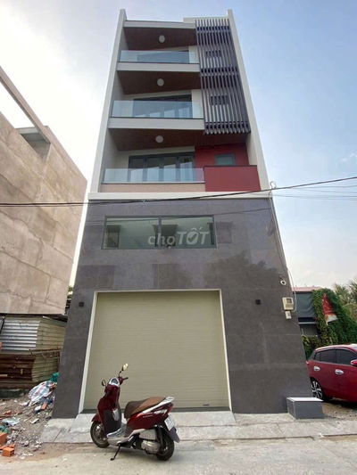 NHÀ TRỆT LỬNG 3 LẦU TUM MỚI HẺM XE TẢI NGAY CẦU ĐÚC NHỎ QL 13