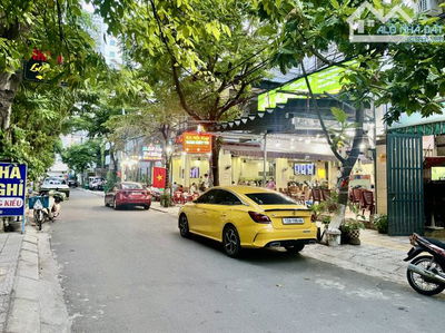 SỤP HẦM! BÁN ĐẤT TẶNG NHÀ NGAY LÀNG ĐẠI HỌC HẢI CHÂU – 100M2, NGANG 5M – CHỈ NHỈNH 8 TỶ TL