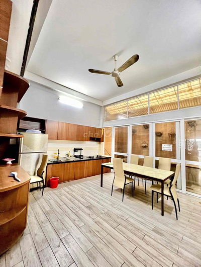 Cho thuê nhà FUll nội thất DT 5x20 xd 3,5 tấm . Giá 25tr/tháng