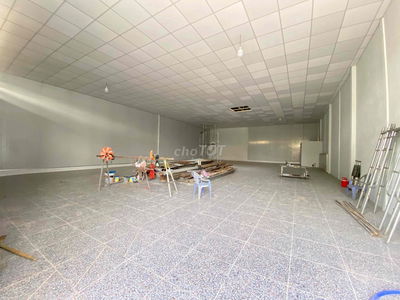 Cho thuê kho, xưởng 250m Bà Điểm