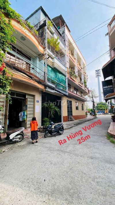 Bán nhà hẻm đường Hùng Vương, P2 gần sân vận động Long An