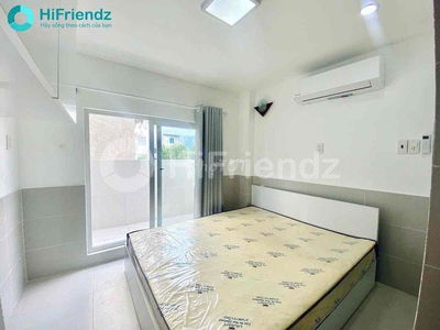 Phòng Studio Xinh,Thang Máy,Hầm Xe,Mặt Tiền,Gần Cầu Chà Và - HF