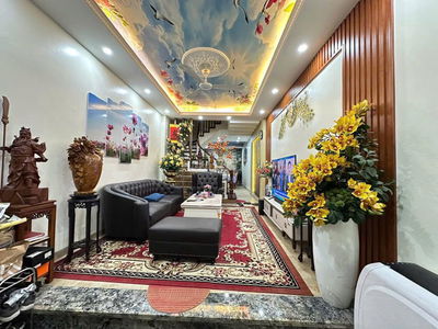 Đội Cấn, đẹp không tì vết, ngõ rộng thoáng, vài bước ra oto 49.5m*5T