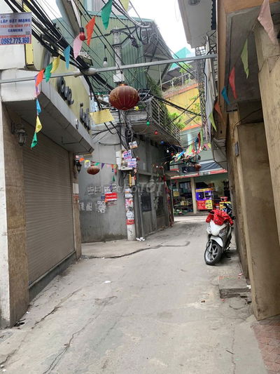 Cần cho thuê nhà 5 tầng vừa ở vừa kinh doanh ở ngõ 467 Lĩnh Nam 30m2x5