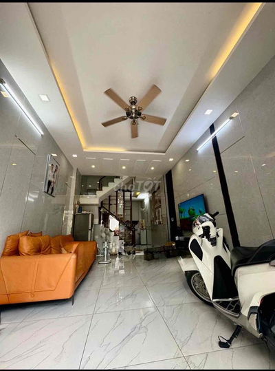 Nhà Hẻm 6m ngay Chợ thông số 4x16 Nhà mới ở liền khu cao tầng