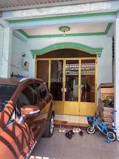 NGAY HOÀNG DIỆU 2 LINH CHIỂU-ĐH NGÂN HÀNG, SPKT SÂN ĐẬU Ô TÔ 3PN 2WC