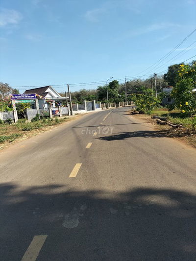 Bán 500m2 đất mặt tiền đường Bình Giã - Quảng Thành