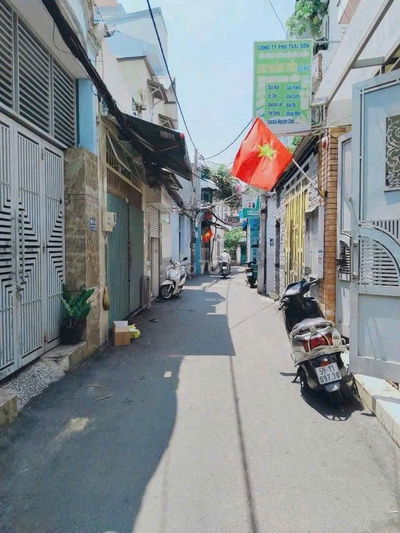 Nhà đẹp 3,5*10 trệt lầu cực mới f12 cực rẻ