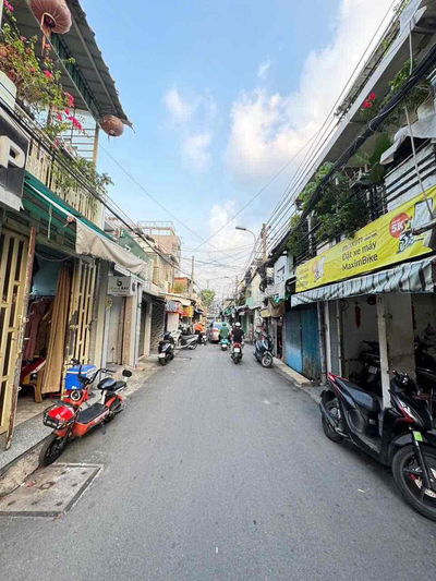 MẶT TIỀN KD NGAY UBND P. BÌNH THẠNH - 47M - GIÁ CHỈ 6 TỶ NHỈNH !!