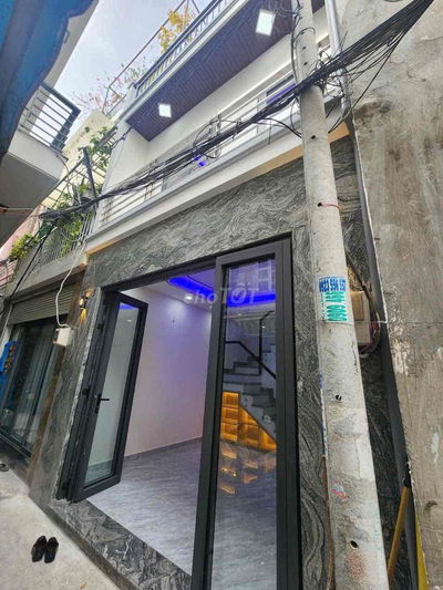 Nhà Phố Hiện Đại hẻm 3,5m 435 Huỳnh Tấn Phát - Gần ĐH Tôn Đức Thắng