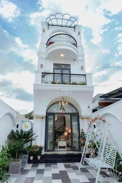 CẮT LỖ NHÀ KHU HIỆP THÀNH 1 CÒN MỚI !!Đường nhựa 5mét.1/ NGUYỄN ĐỨ