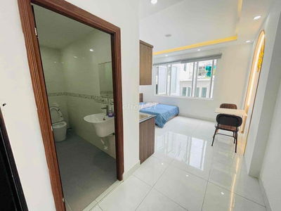 Phòng Thoáng Mát, An Ninh Ngay Phạm Văn Bạch