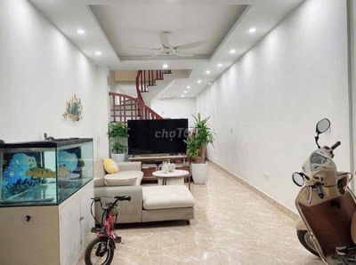 Bán Nhà TT Văn Điển-Thanh Trì Dt44m Mt3,8 4T 4Ngủ cách 10m Ra Ô Tô