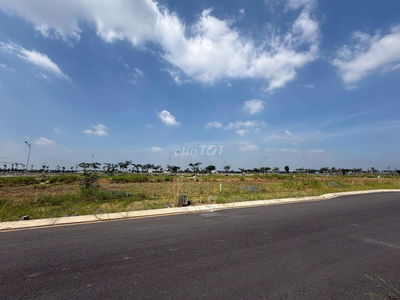 SỞ HỮU NGAY NỀN ĐẤT, FULL THỔ CƯ, SỔ HỒNG RIÊNG, MẶT TIỀN ĐƯỜNG LỚN